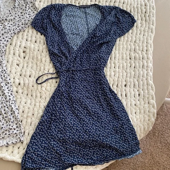 Dress bundle - Picture 4 of 5